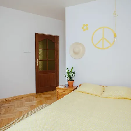 Apartment Lucka - Yellow Submarine B24.1 Warsaw