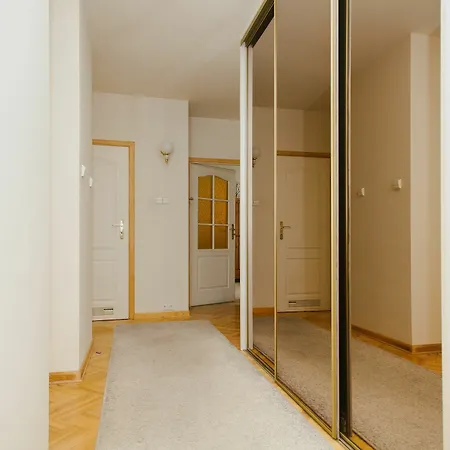 Lucka - Yellow Submarine B24.1 Apartment
