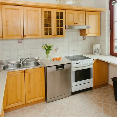 Lucka - Yellow Submarine B24.1 Apartment *
